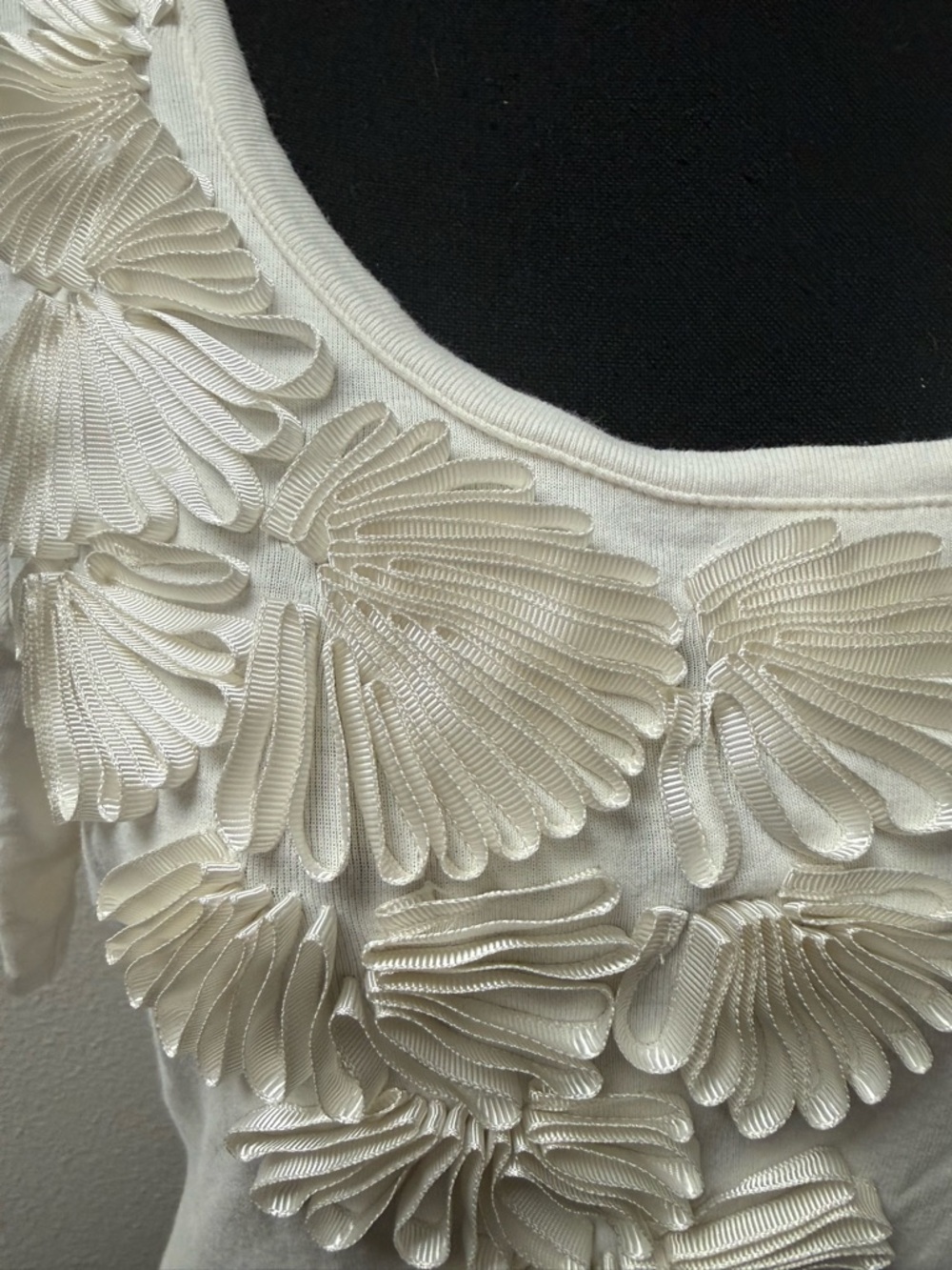 Talbots Petite Large Cream Floral Applique Tee Short Sleeve Knit Top - Picture 3 of 9
